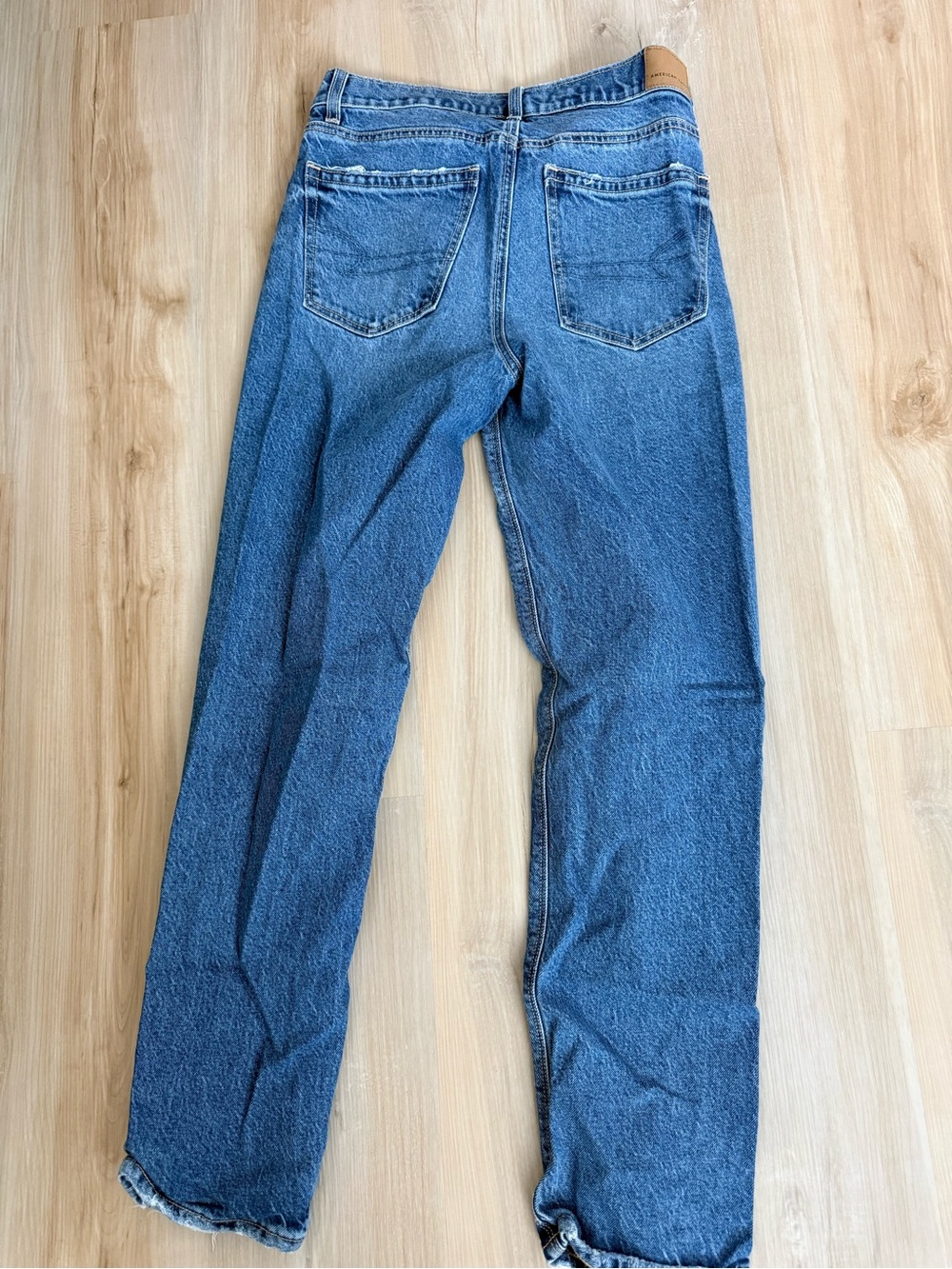 American Eagle super high rise straight jean - Picture 7 of 8